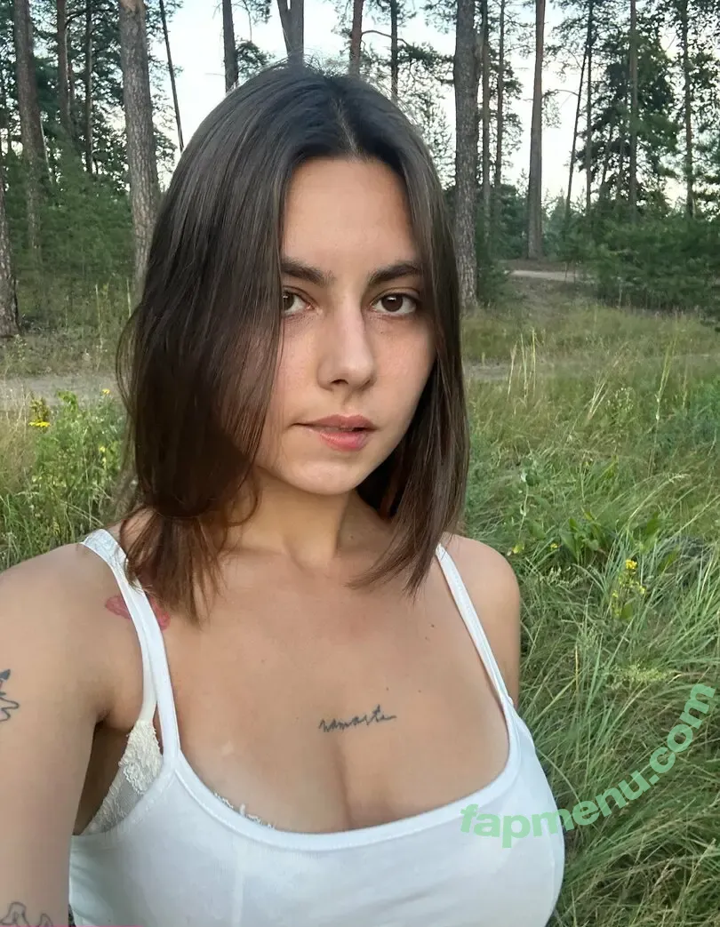 Murmuriell nude photo #0046 (murmurielll)