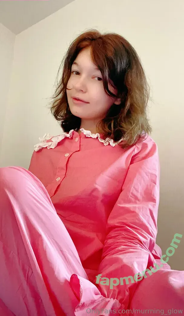 murrning_glow nude photo #0040 (murrningglow)