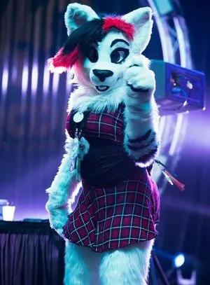 Murrsuit / Faunhouse / Softsuit / afterdark_bunny / lotuslafawn / shichimi.togarashi nude photo #0075