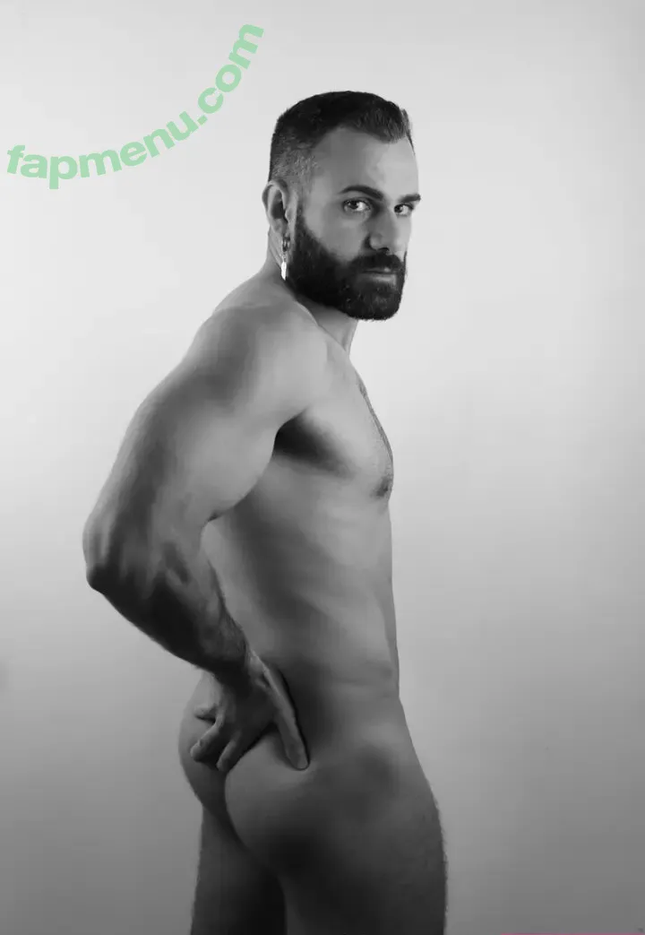 muscle_show nude photo #0001 (muscle_show01)