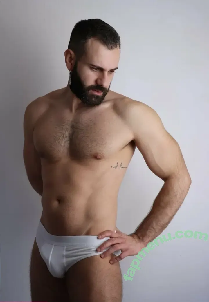 muscle_show nude photo #0003 (muscle_show01)