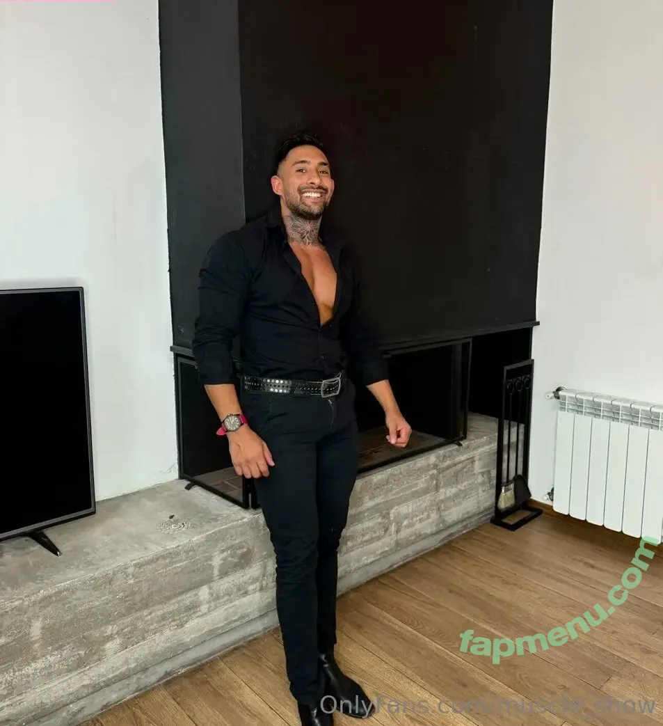 muscle_show nude photo #0303 (muscle_show01)