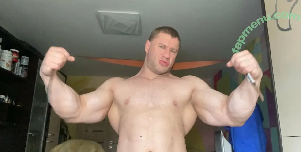 muscle_show nude photo #0317 (muscle_show01)