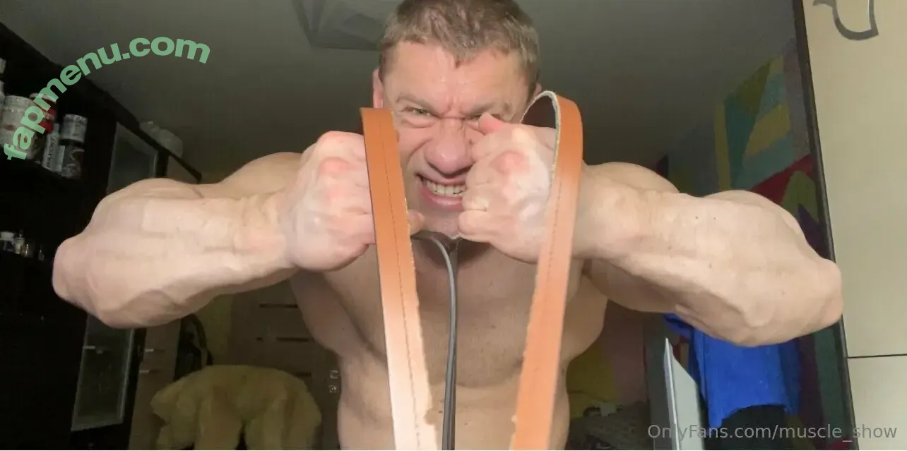 muscle_show nude photo #0319 (muscle_show01)