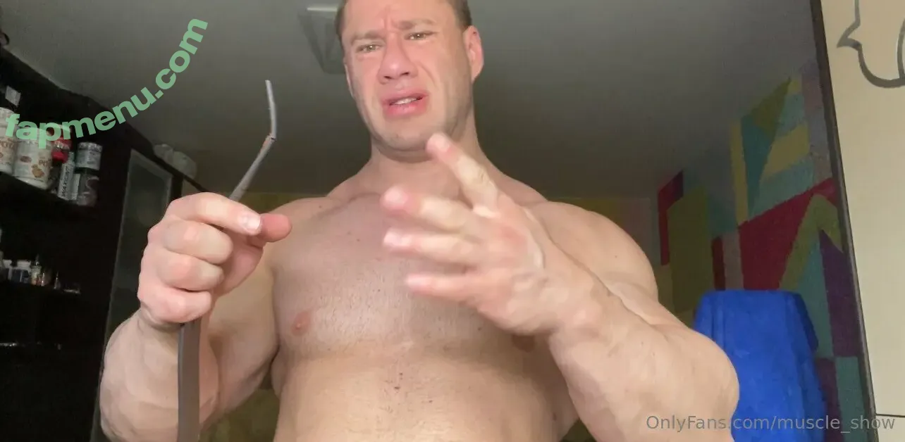 muscle_show nude photo #0320 (muscle_show01)