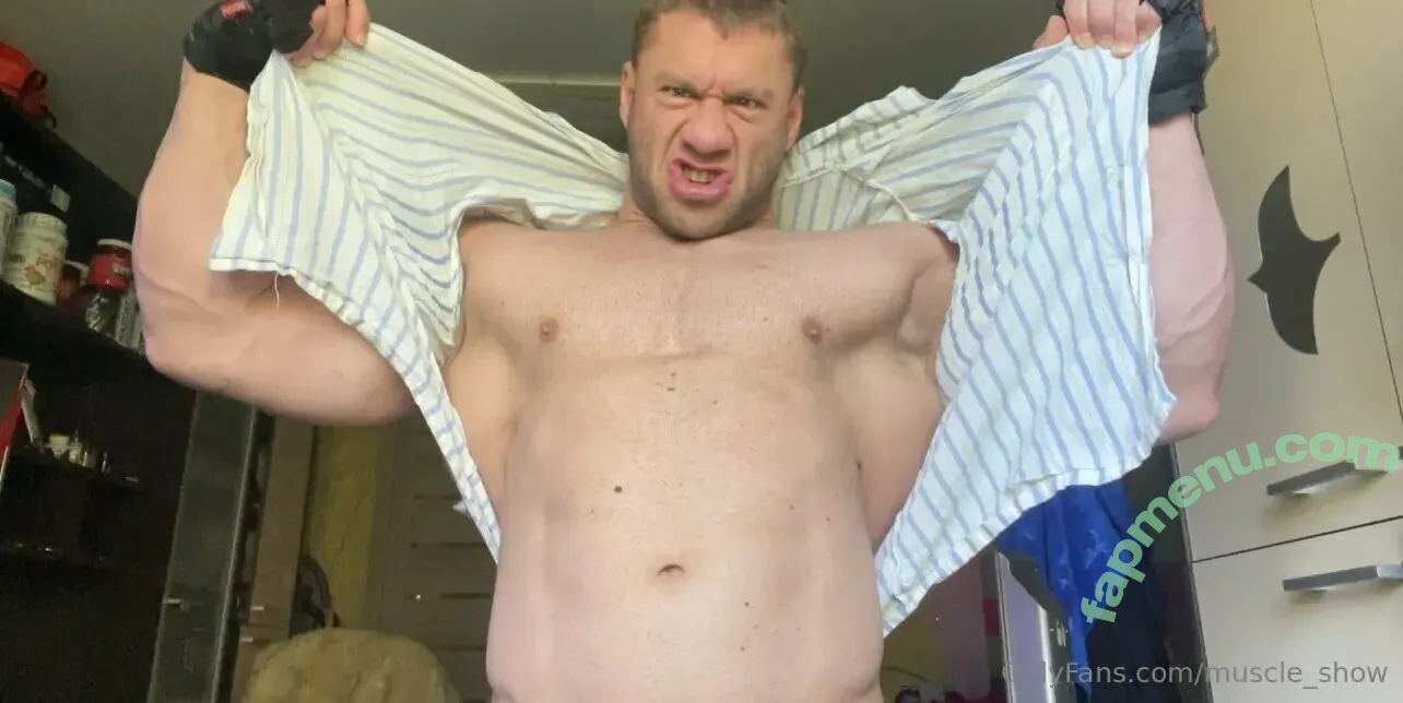 muscle_show nude photo #0323 (muscle_show01)