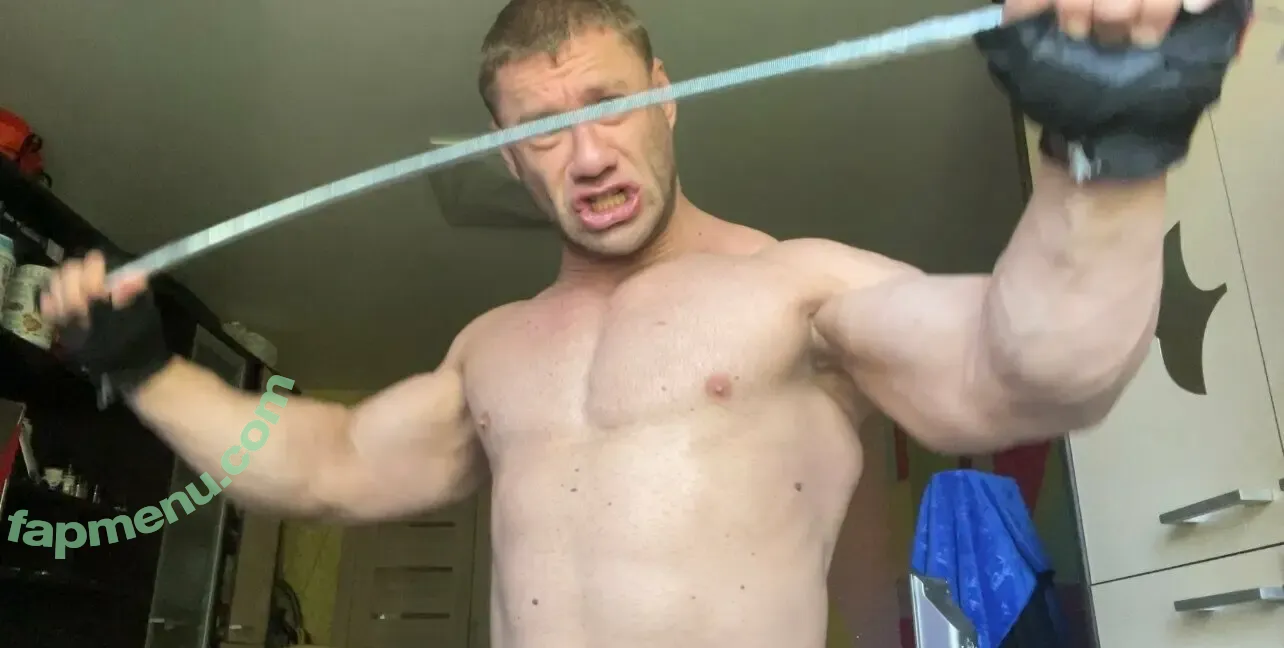 muscle_show nude photo #0329 (muscle_show01)