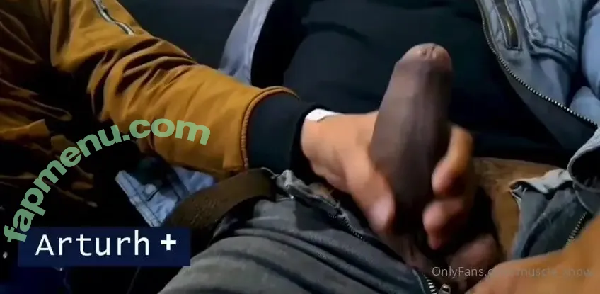 muscle_show nude photo #0343 (muscle_show01)