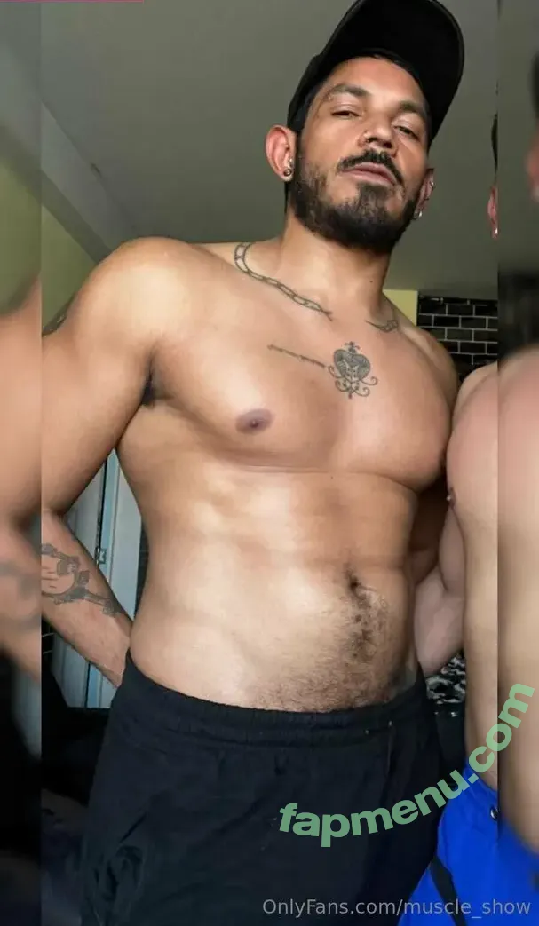 muscle_show nude photo #0347 (muscle_show01)