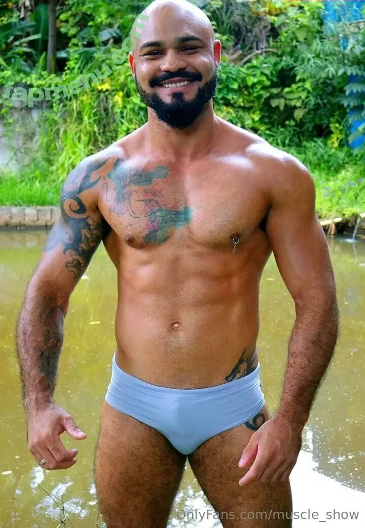 muscle_show nude photo #0375 (muscle_show01)