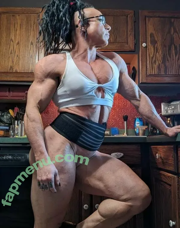 musclegeisha nude photo #0040 (ifbb_pro_yeo)