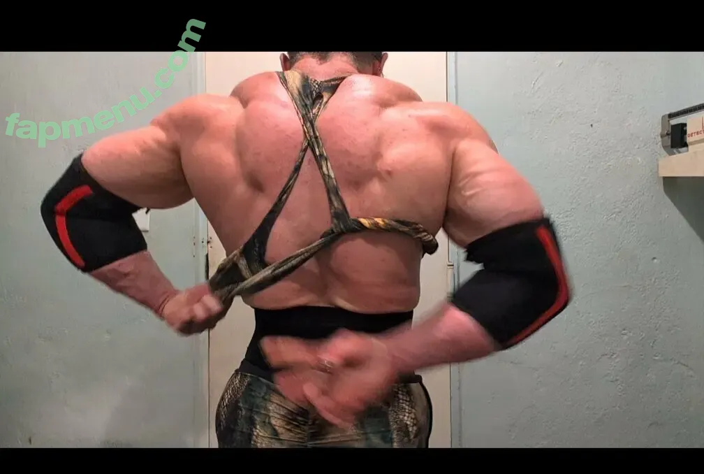 musclegeisha nude photo #0097 (ifbb_pro_yeo)