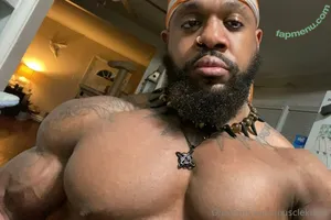muscleking1 / muscleking.1 nude photo #0038