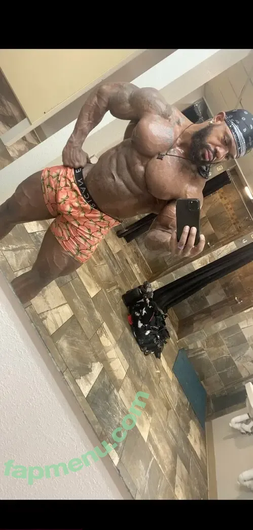muscleking1 nude photo #0014 (muscleking.1)