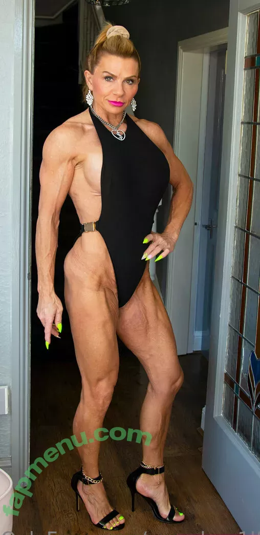 musclem1lf nude photo #0121 (femalemusclefan6)