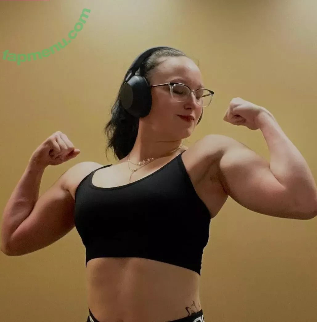 MuscleMommy002 nude photo #0084 (ellie_isom02 / musclemommy02)