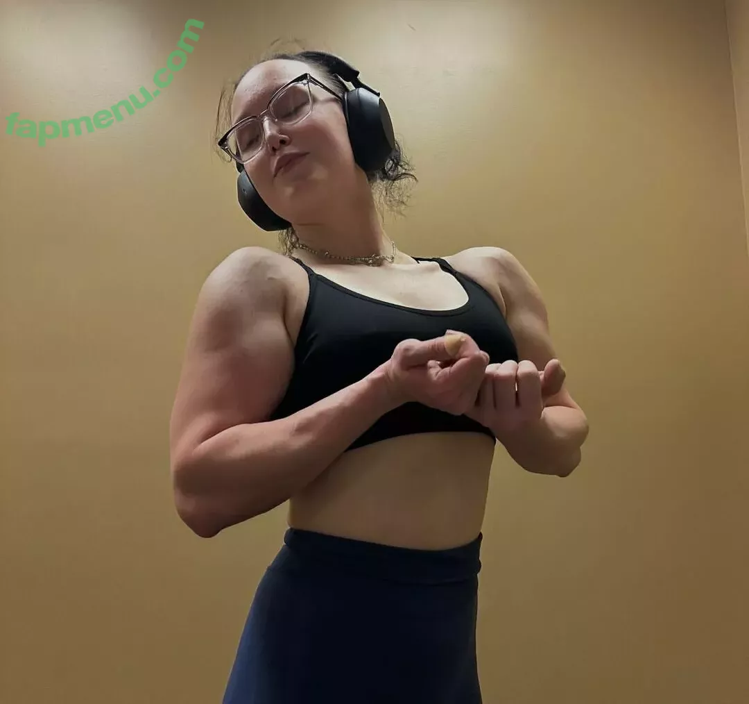 MuscleMommy002 nude photo #0095 (ellie_isom02 / musclemommy02)