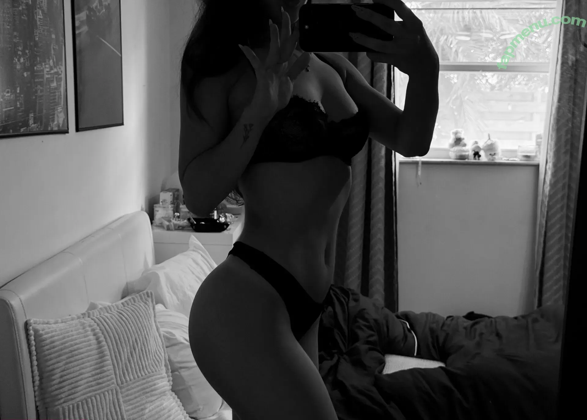 museinlace nude photo #0038 (museingear / quentindessaucy)