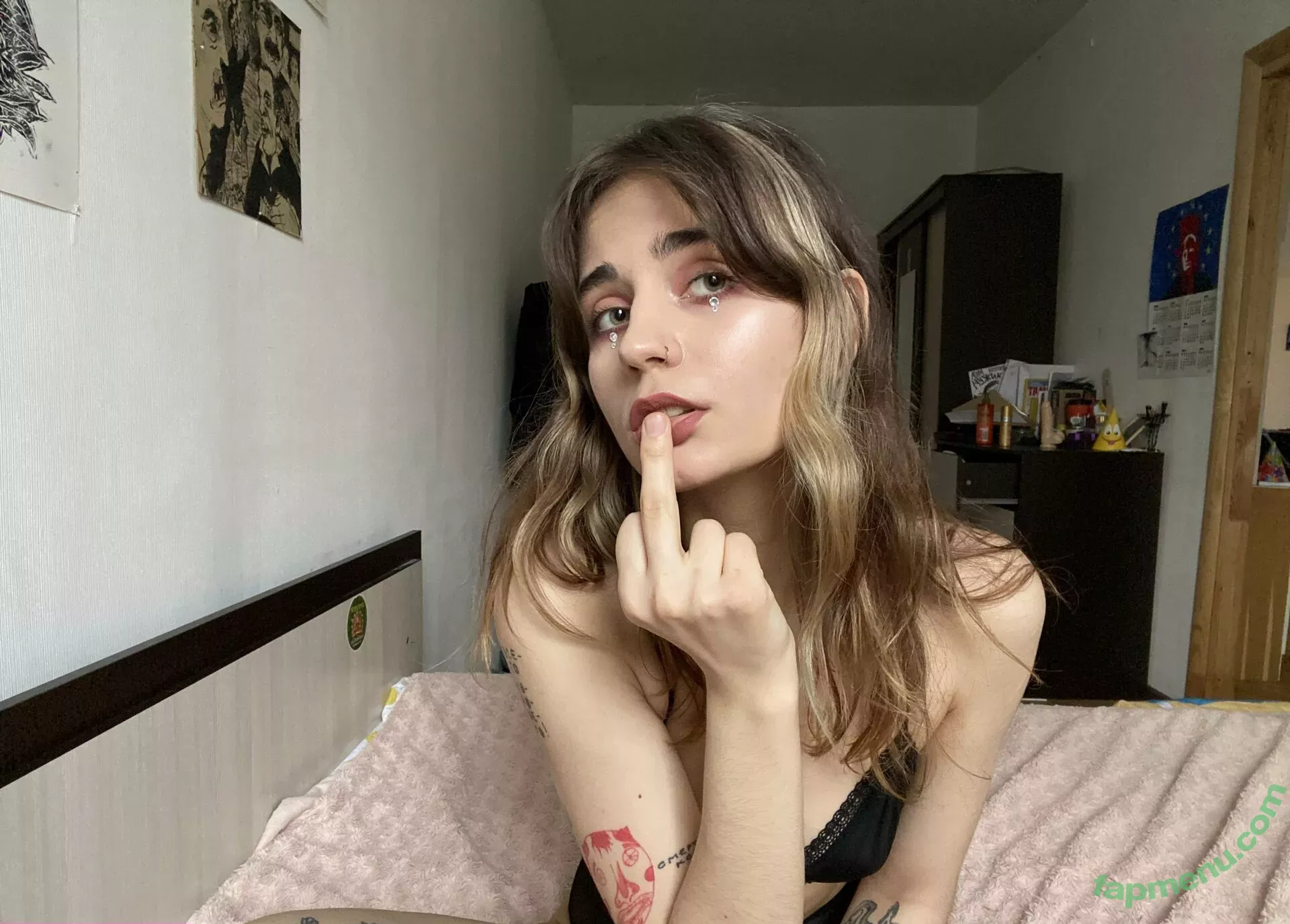 musemaria nude photo #0024 (siriusbluemary)