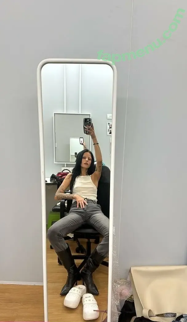 musemaria nude photo #0152 (siriusbluemary)
