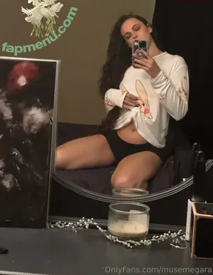 musemegara / musemogul nude photo #0260