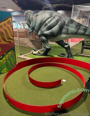 musemegara / musemogul nude photo #0268