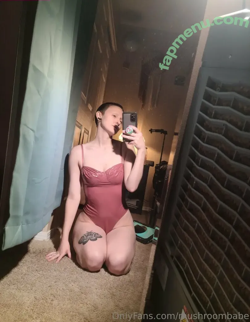 mushroombabe nude photo #0001 (themushroombabes)