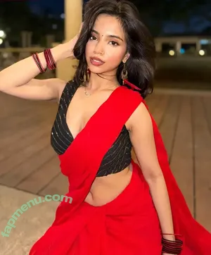 Muskan Karia / muskankaria nude photo #0018