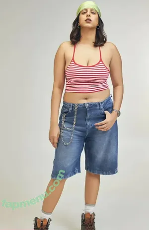 Muskan Thakurani / _muskan_thakurani / kiarashehawat nude photo #0018