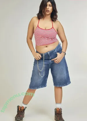 Muskan Thakurani / _muskan_thakurani / kiarashehawat nude photo #0019