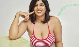 Muskan Thakurani / _muskan_thakurani / kiarashehawat nude photo #0025