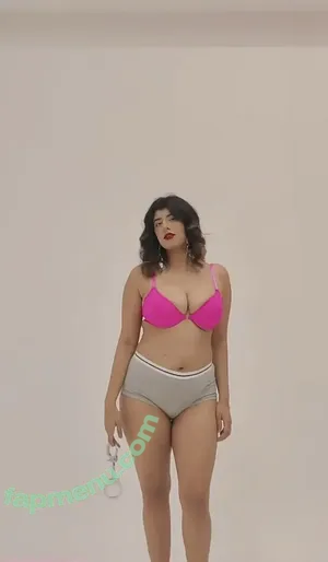 Muskan Thakurani / _muskan_thakurani / kiarashehawat nude photo #0067