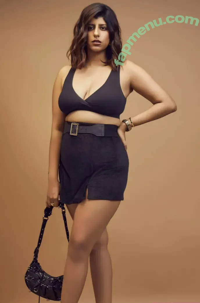 Muskan Thakurani nude photo #0020 (_muskan_thakurani / kiarashehawat)
