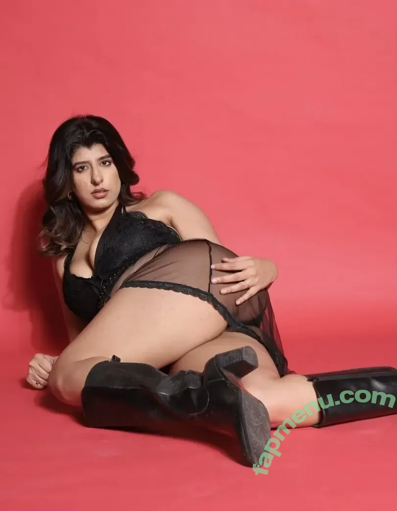 Muskan Thakurani nude photo #0053 (_muskan_thakurani / kiarashehawat)