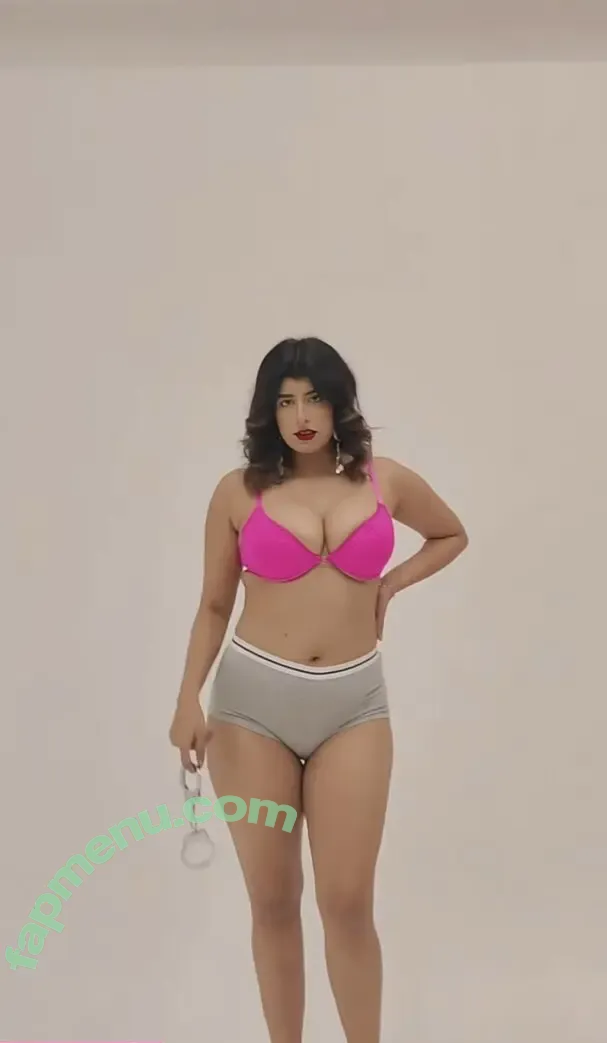 Muskan Thakurani nude photo #0069 (_muskan_thakurani / kiarashehawat)