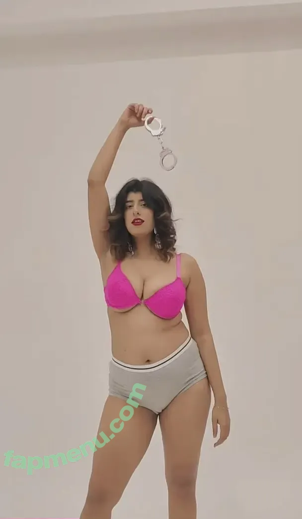 Muskan Thakurani nude photo #0073 (_muskan_thakurani / kiarashehawat)