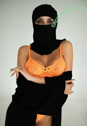  nude photo #0003