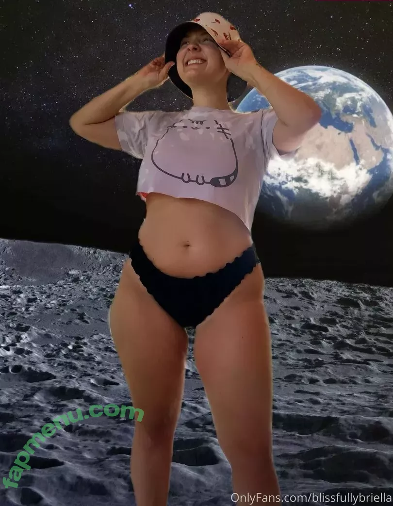 mustbecoralee nude photo #0015 (mustbecoralee)