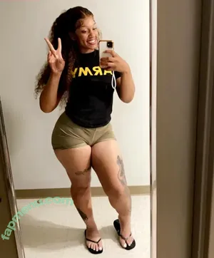 nude photo #0005