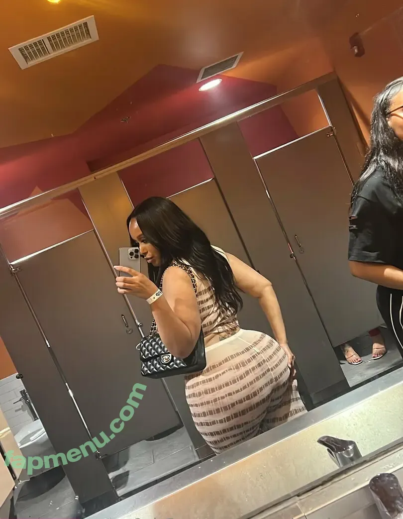 muvaphoenixxxbooty nude photo #0001 (itsbigmuva5)