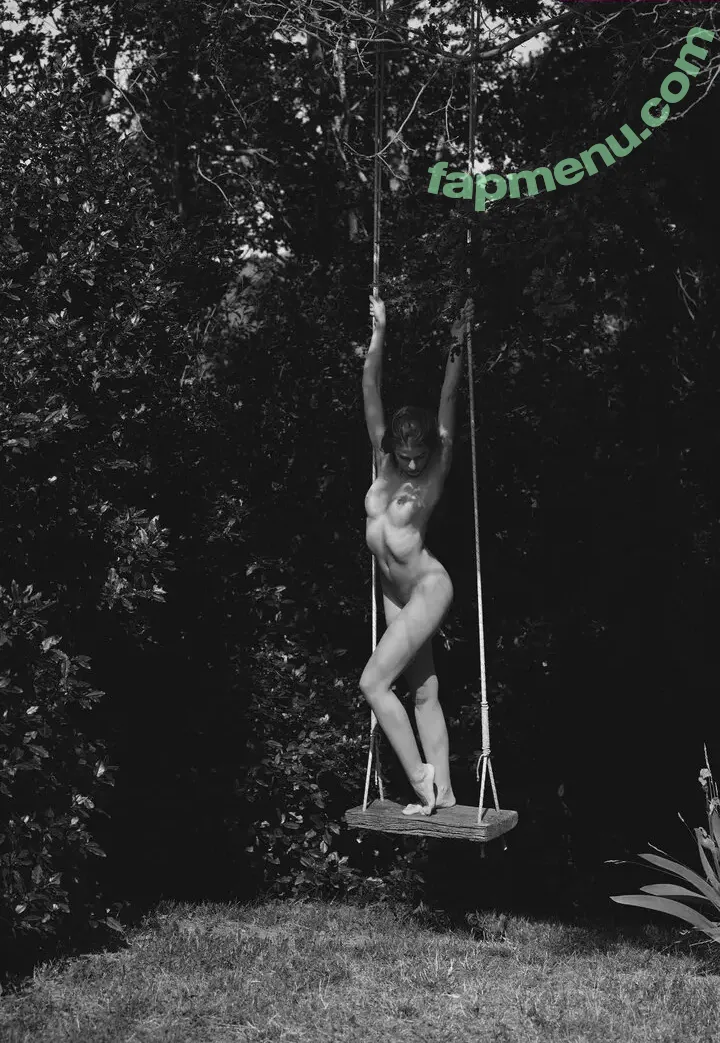 Mwsolak nude photo #0109 (Monika Wsolak)