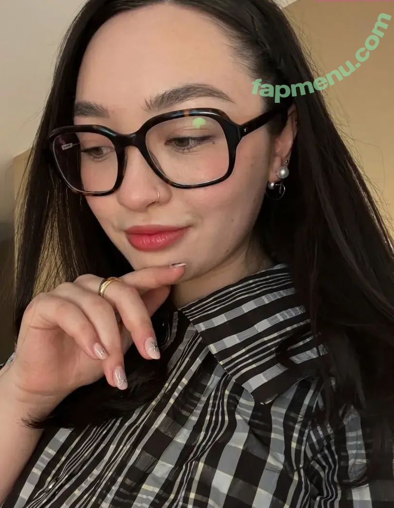 Mxmtoon nude photo #0049 (u370052518)