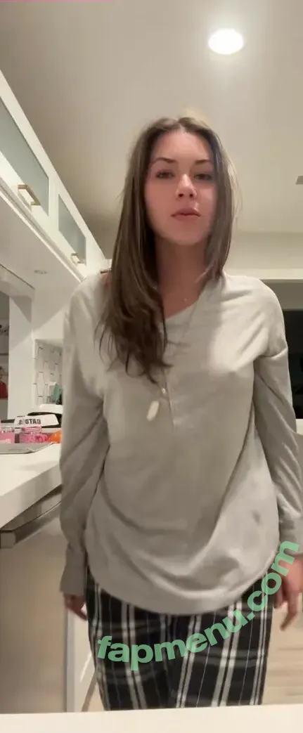 my.foreign.roommate nude photo #0003 (Liz Landen)