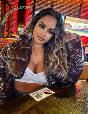 Mya Marie / Loveemyaa / theeislandgal / theeislandgall nude photo #0004