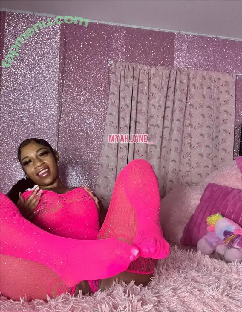 myahjanex nude photo #0050 (myahjanex)