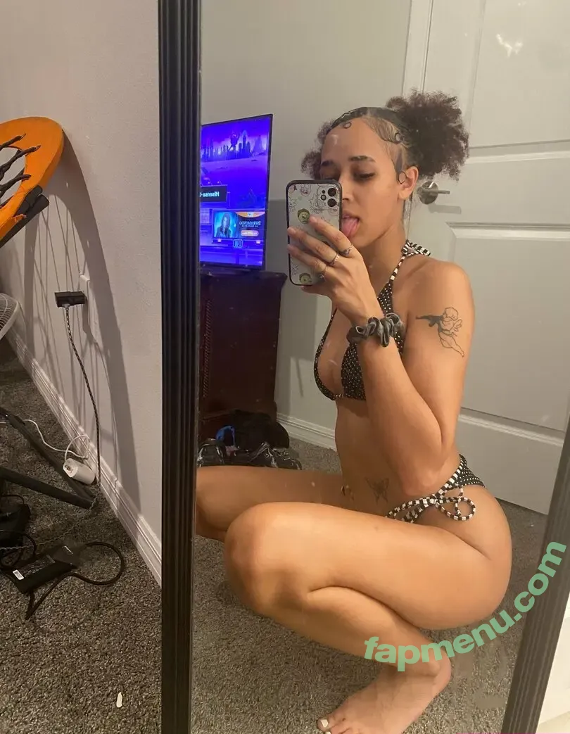 myajoestar nude photo #0002 (myajoestar)