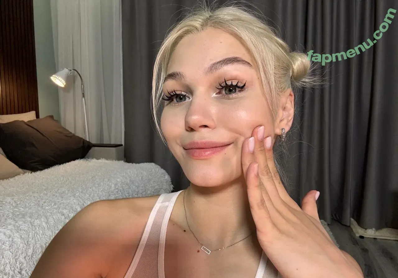 MyApril nude photo #0009 ( / Meindi / My_April / My_drug_april)