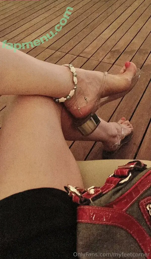 myfeetcorner nude photo #0023 (myfavoritecorner.sp)