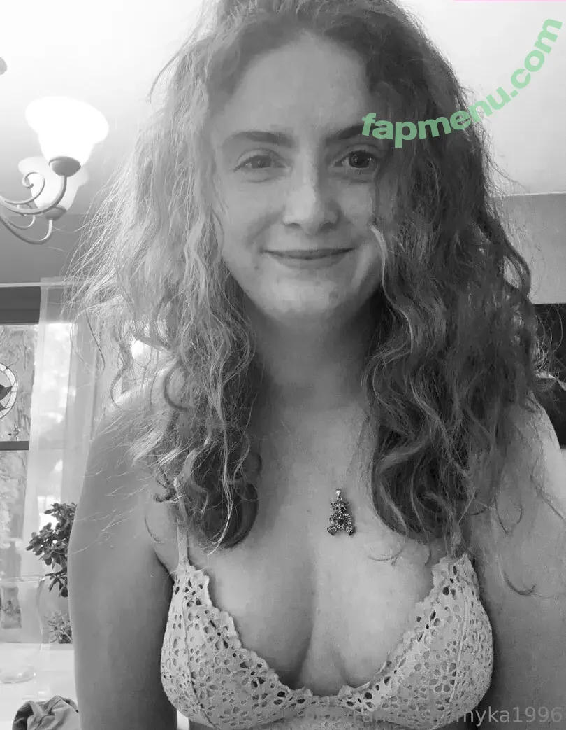 myka1996 nude photo #0020 (myka1996)