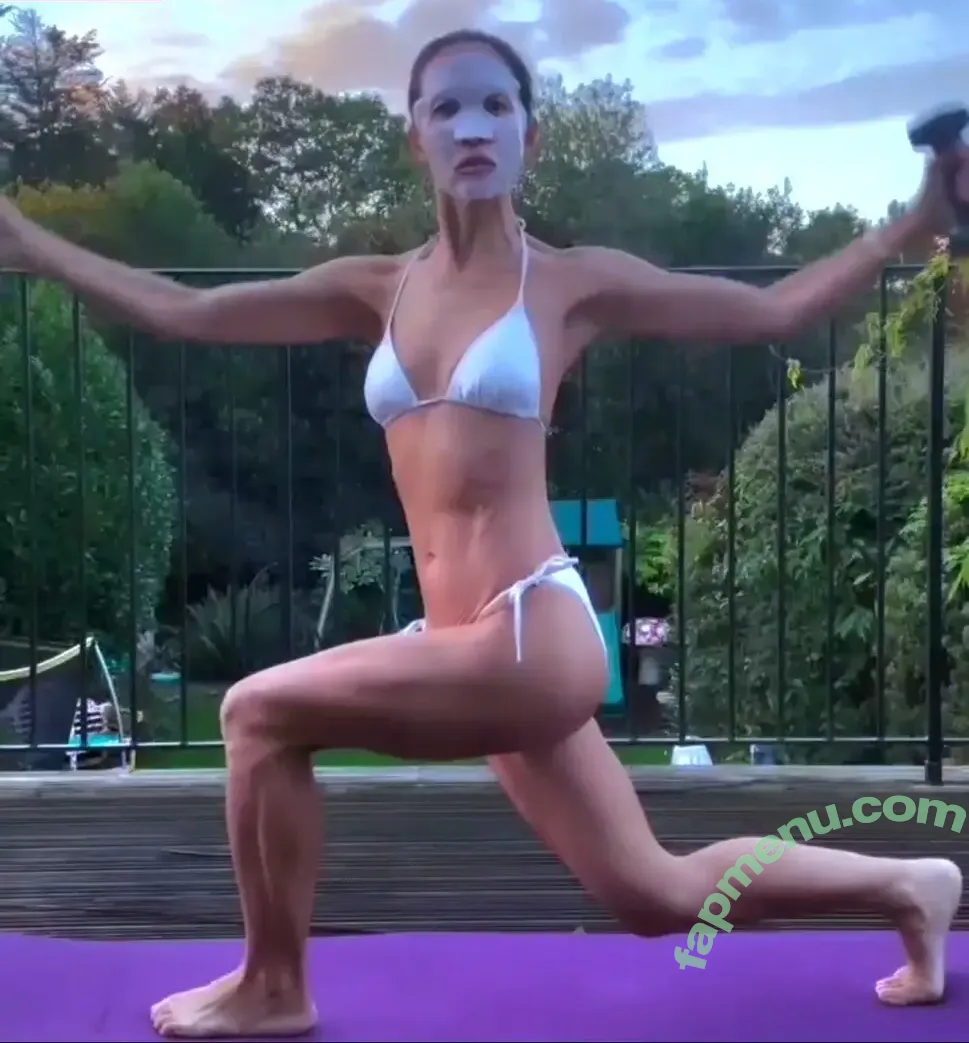 Myleene Klass nude photo #0974 (myleeneklass)